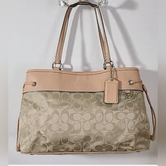 Coach Handbags - Coach 32702 Signature Drawstring carry all tote bag